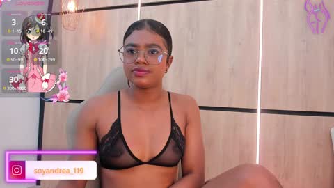 Snapshot of julianna_smith chatting on January 11, 2:52 am ANDREA online show from January 11, 2:52 am