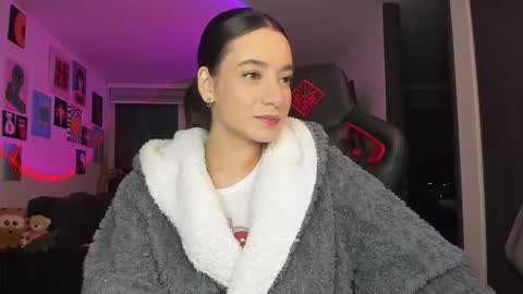 Jeimy Help me to reach 100 thumbs up online show from March 24, 1:55 am