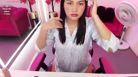julie_preston online show from May 22, 8:07 pm