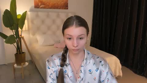 juliedaniel online show from March 31, 8:25 am