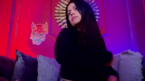 Snapshot of julieta_russell chatting on October 9, 1:04 pm Julieta online show from October 9, 1:04 pm