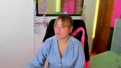 julieta_star69 online show from June 8, 7:25 pm
