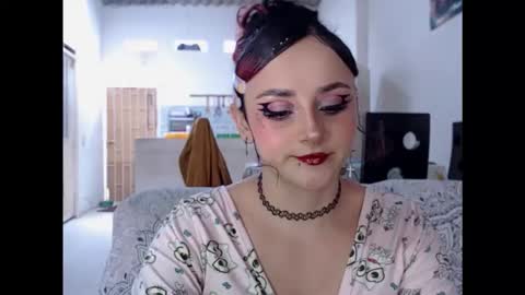 Julieta Jaguar online show from April 18, 5:15 pm