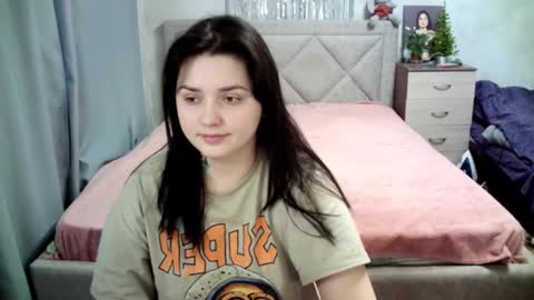 Snapshot of julietkalen chatting on December 27, 6:03 am Julietkitty online show from December 27, 6:03 am