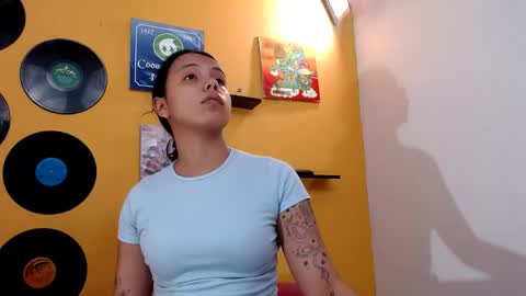 juliette18rose online show from May 18, 7:42 pm