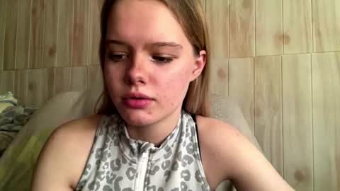 Malin online show from June 12, 3:42 pm