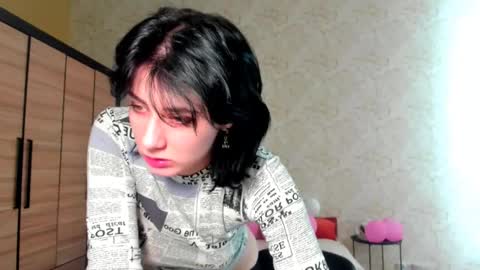 Snapshot of julissweet chatting on February 15, 7:27 am Asmodeus online show from February 15, 7:27 am