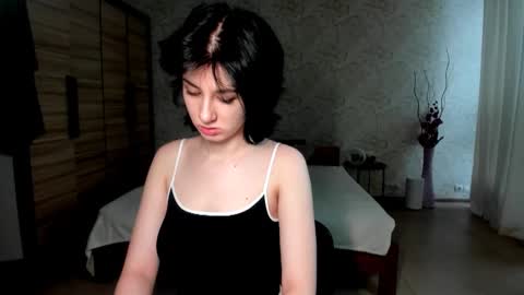 Snapshot of julissweet chatting on January 27, 7:45 am Asmodeus online show from January 27, 7:45 am