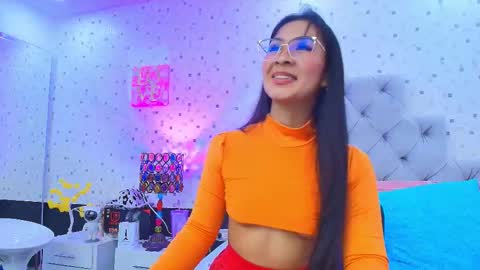 Julieta Reyes   online show from January 6, 5:38 pm