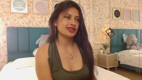 Snapshot of july_gh chatting on March 5, 8:23 pm Julietha online show from March 5, 8:23 pm