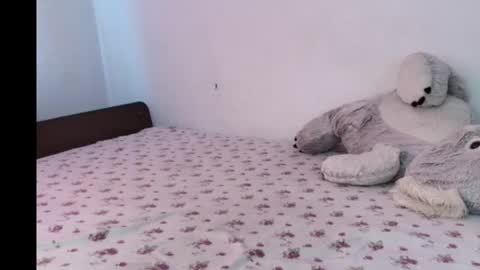 Julyana online show from June 9, 1:32 pm