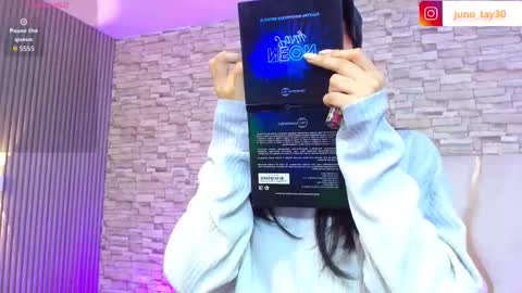 JUNO online show from November 9, 7:43 pm