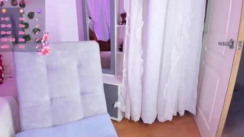 Snapshot of juphiteer chatting on December 2, 7:03 pm viviana sasha online show from December 2, 7:03 pm