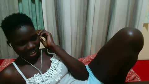 Snapshot of just_lyra chatting on September 13, 9:01 pm Lyra online show from September 13, 9:01 pm