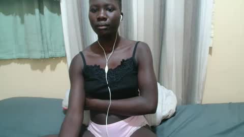 Snapshot of just_lyra chatting on September 30, 3:50 pm Lyra online show from September 30, 3:50 pm