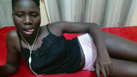 Snapshot of just_lyra chatting on September 15, 9:22 pm Lyra online show from September 15, 9:22 pm