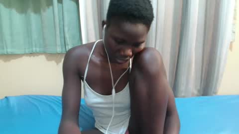 Snapshot of just_lyra chatting on October 13, 1:14 pm Lyra online show from October 13, 1:14 pm