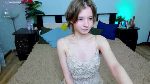 Snapshot of just_sayori chatting on October 19, 11:51 pm just_sayori online show from October 19, 11:51 pm