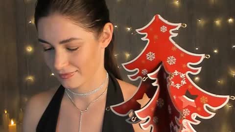 Snapshot of justbarbie chatting on December 24, 4:40 pm Alexa online show from December 24, 4:40 pm
