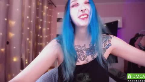 justmeowgirl online show from November 5, 4:29 am