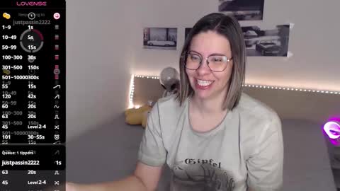 Julie online show from February 5, 5:10 am