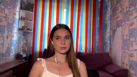 Melissa online show from July 28, 11:17 am