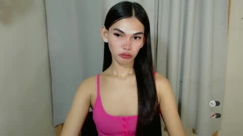 Snapshot of kaamy_dake chatting on February 17, 5:23 pm KAAMY online show from February 17, 5:23 pm