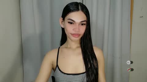 Snapshot of kaamy_dake chatting on February 9, 1:56 pm KAAMY online show from February 9, 1:56 pm