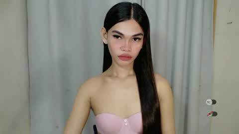 Snapshot of kaamy_dake chatting on February 28, 3:48 pm KAAMY online show from February 28, 3:48 pm