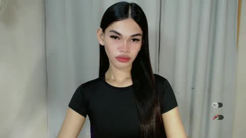 Snapshot of kaamy_dake chatting on March 3, 2:21 pm KAAMY online show from March 3, 2:21 pm