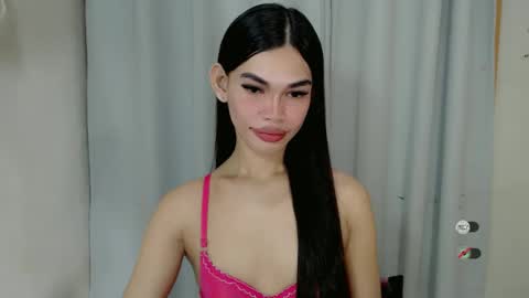 Snapshot of kaamy_dake chatting on February 24, 4:04 pm KAAMY online show from February 24, 4:04 pm