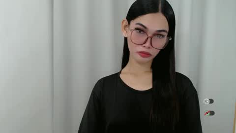 Snapshot of kaamy_dake chatting on October 13, 4:31 pm KAAMY online show from October 13, 4:31 pm