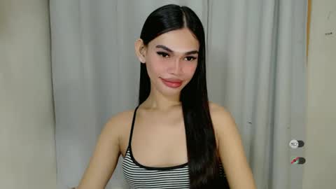 Snapshot of kaamy_dake chatting on February 26, 2:27 pm KAAMY online show from February 26, 2:27 pm