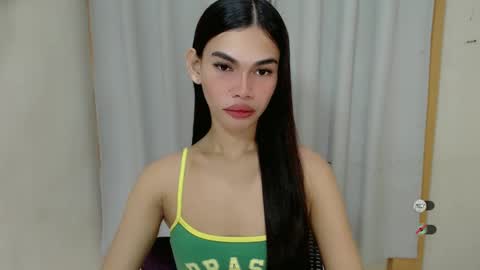 Snapshot of kaamy_dake chatting on February 2, 12:57 pm KAAMY online show from February 2, 12:57 pm
