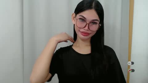 Snapshot of kaamy_dake chatting on October 8, 3:49 pm KAAMY online show from October 8, 3:49 pm
