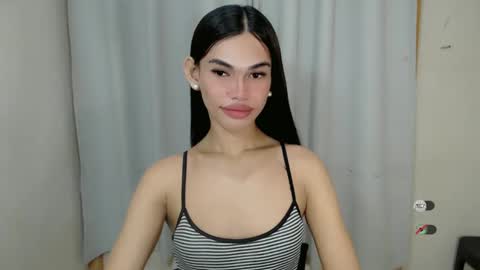 Snapshot of kaamy_dake chatting on January 28, 1:16 pm KAAMY online show from January 28, 1:16 pm