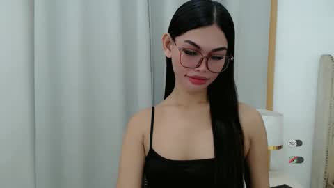 Snapshot of kaamy_dake chatting on October 3, 3:50 pm KAAMY online show from October 3, 3:50 pm