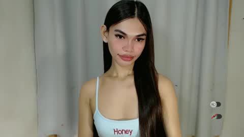 Snapshot of kaamy_dake chatting on March 7, 6:54 pm KAAMY online show from March 7, 6:54 pm