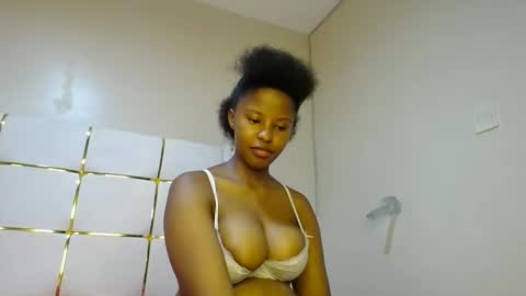 Snapshot of kadime001 chatting on February 27, 5:04 pm kadime online show from February 27, 5:04 pm