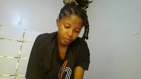 Snapshot of kadime001 chatting on February 16, 12:54 am kadime online show from February 16, 12:54 am