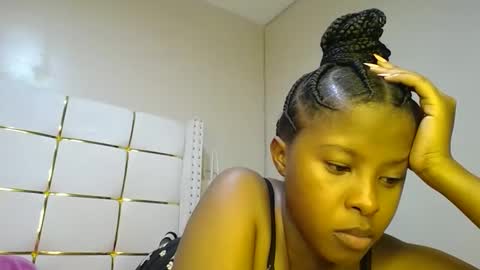 Snapshot of kadime001 chatting on March 12, 3:24 am kadime online show from March 12, 3:24 am