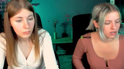 Snapshot of kaela_spell_ chatting on September 26, 6:55 am kaela_spell_ online show from September 26, 6:55 am