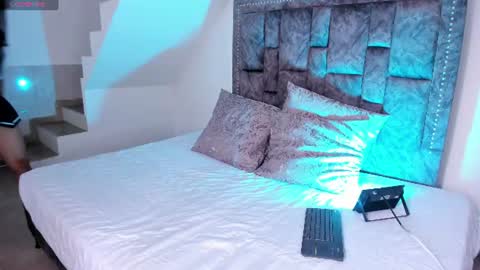 Kaia online show from June 24, 2:49 pm