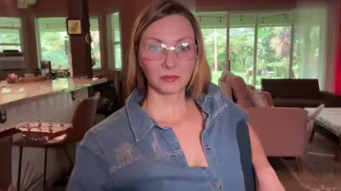 Kailee Smile online show from January 1, 3:13 am