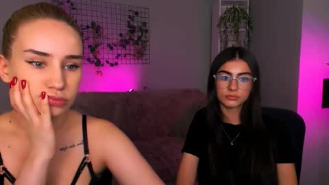 Snapshot of kaisy_star chatting on September 15, 7:21 pm Kaisy online show from September 15, 7:21 pm