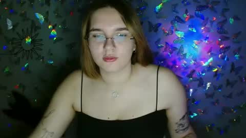 Snapshot of kaitlin_kk chatting on September 20, 9:29 am Kaitlin online show from September 20, 9:29 am