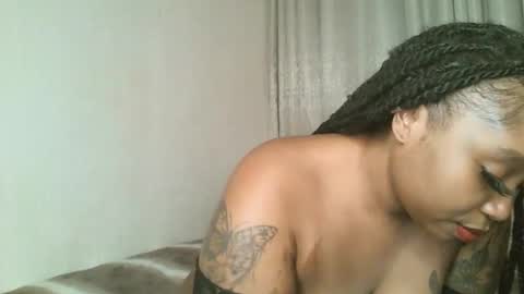 Snapshot of kakey_love chatting on February 21, 6:18 am kakey love online show from February 21, 6:18 am
