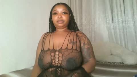 Snapshot of kakey_love chatting on February 19, 8:44 am kakey love online show from February 19, 8:44 am