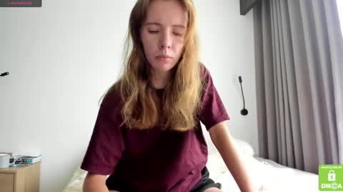 Kalisee  online show from April 15, 5:52 am