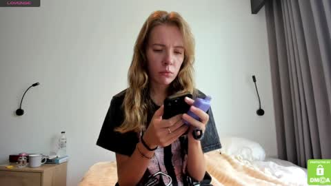 Kalisee  online show from April 8, 5:09 am